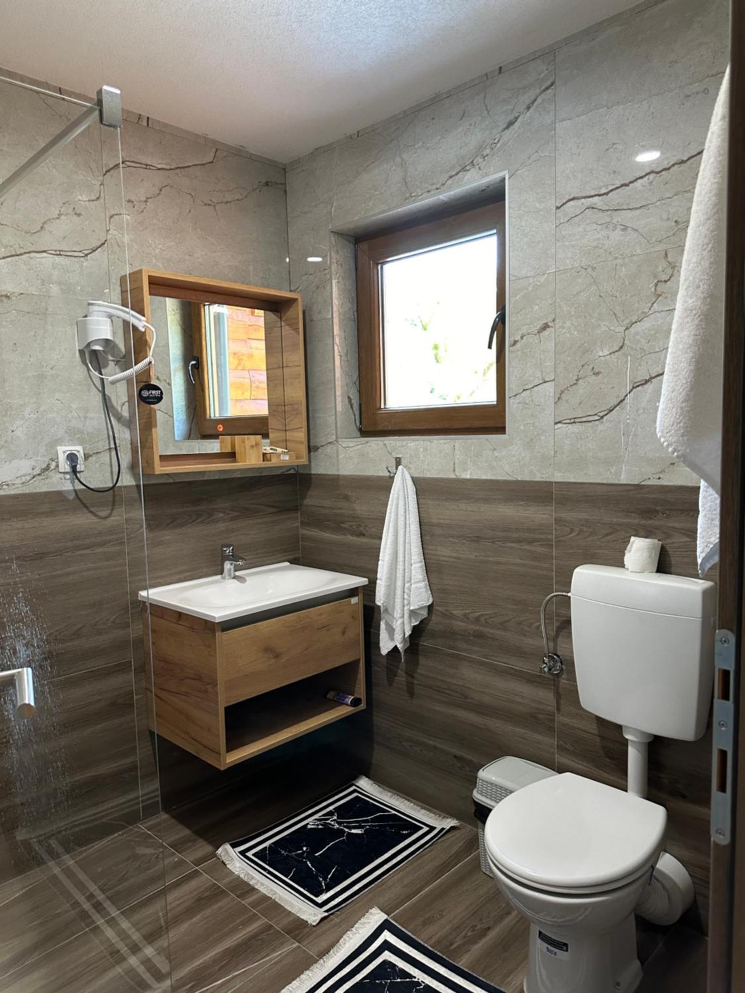 Bungalow House - 5 Rooms Zolaci Ngoại thất bức ảnh