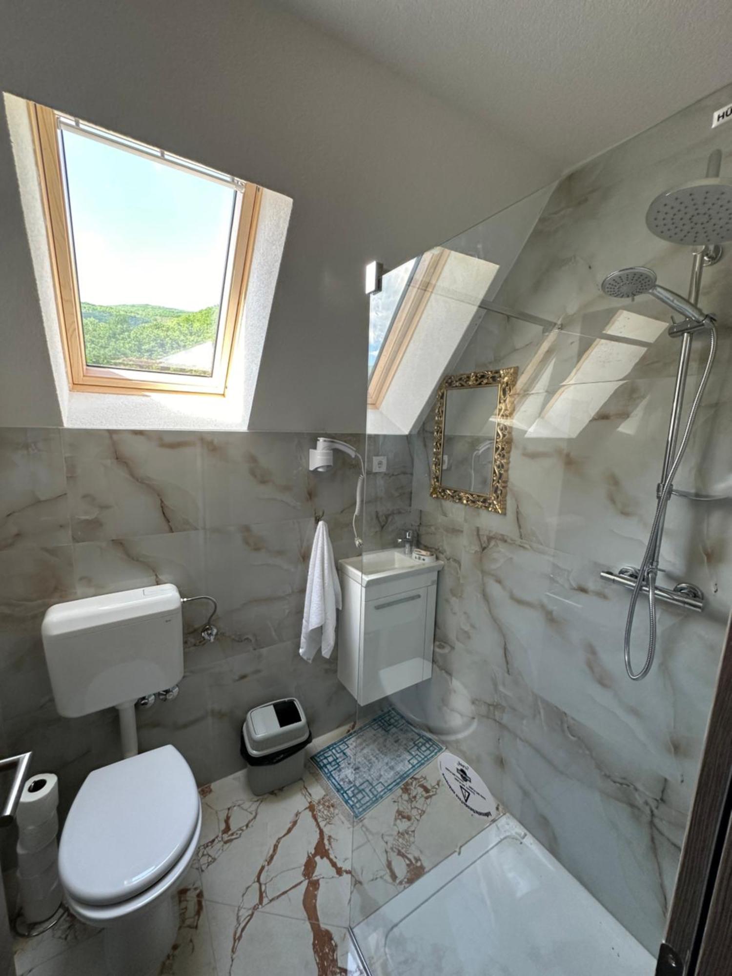 Bungalow House - 5 Rooms Zolaci Ngoại thất bức ảnh